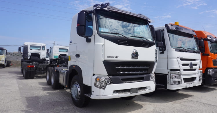 Sinotruk Howo A7 Tractor Head Truck Price for Sale in Ghana Accra