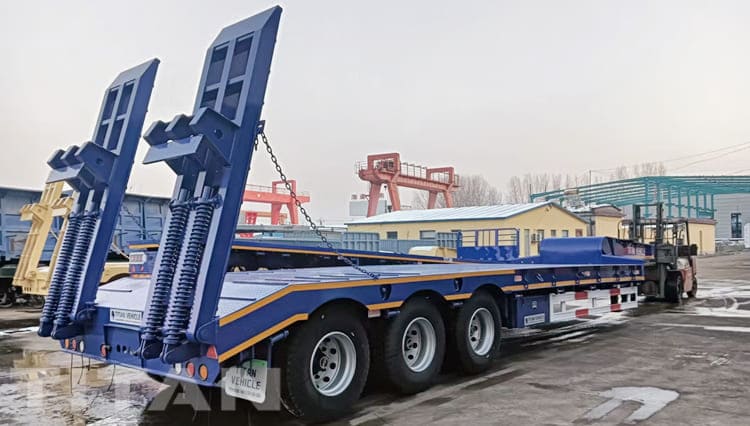 Low bed Trailer Truck for Sale in Guinea