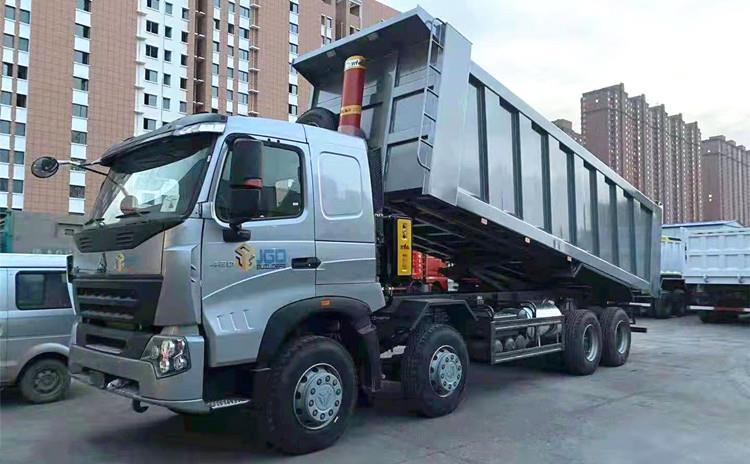 Sinotruk Howo A7 420 8x4 Dump Truck 30 Ton for Sale in Guinea Kindia