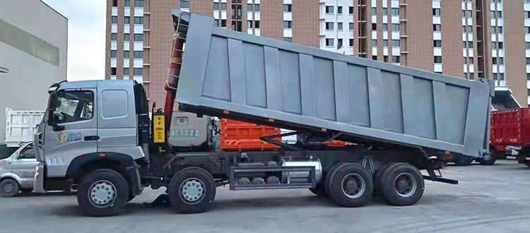 Sinotruk Howo A7 420 8x4 Dump Truck 30 Ton Tipper for Sale
