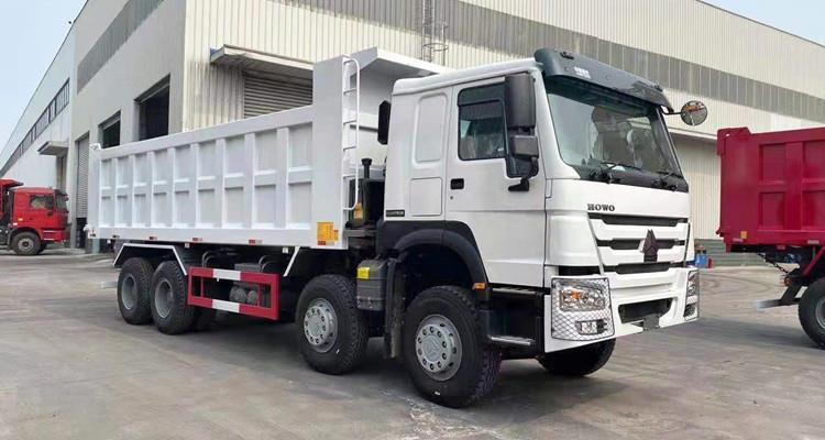 Howo 371 HP 12 Wheel 8x4 Tipper Truck for Sale in Guinea