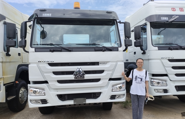 Howo Trucks for Sale in Guinea | Sinotruk Howo 6x4 430 | Howo Tractor Head Price