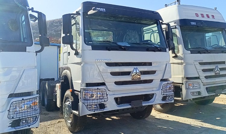 Howo Truck for Sale | Sinotruk Howo 400 Tractor Head for Sale in Guinea
