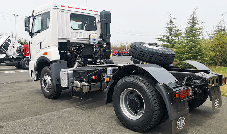 Faw Trucks for Sale | Faw J5 Tractor Head in Guinea