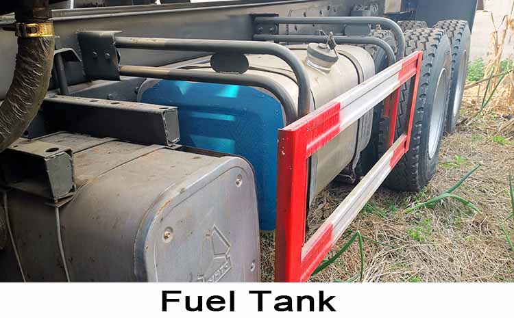 6x4 Used Howo Dump Truck for Sale in Guinea