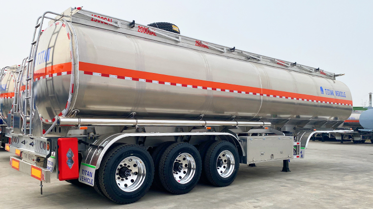 3 Axle Aluminum Tanker Trailer for Sale in Guinea