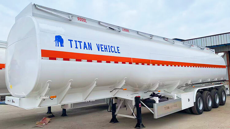 4 Axle Fuel Tank Semi Trailer for Sale in Guinea
