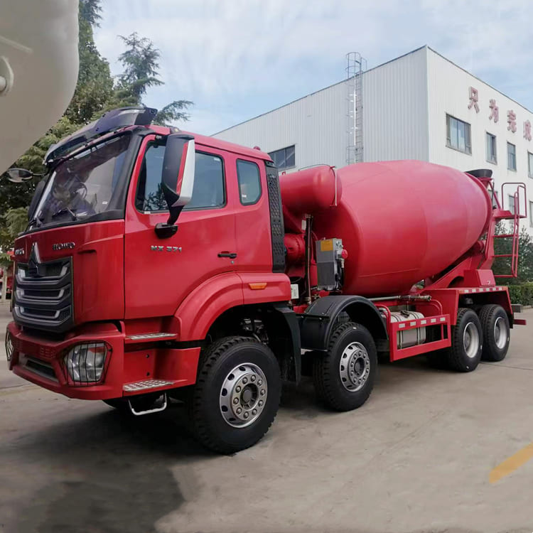 371HP Concrete Mixer Truck